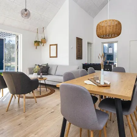 8 Person Holiday Home In Romo Kongsmark